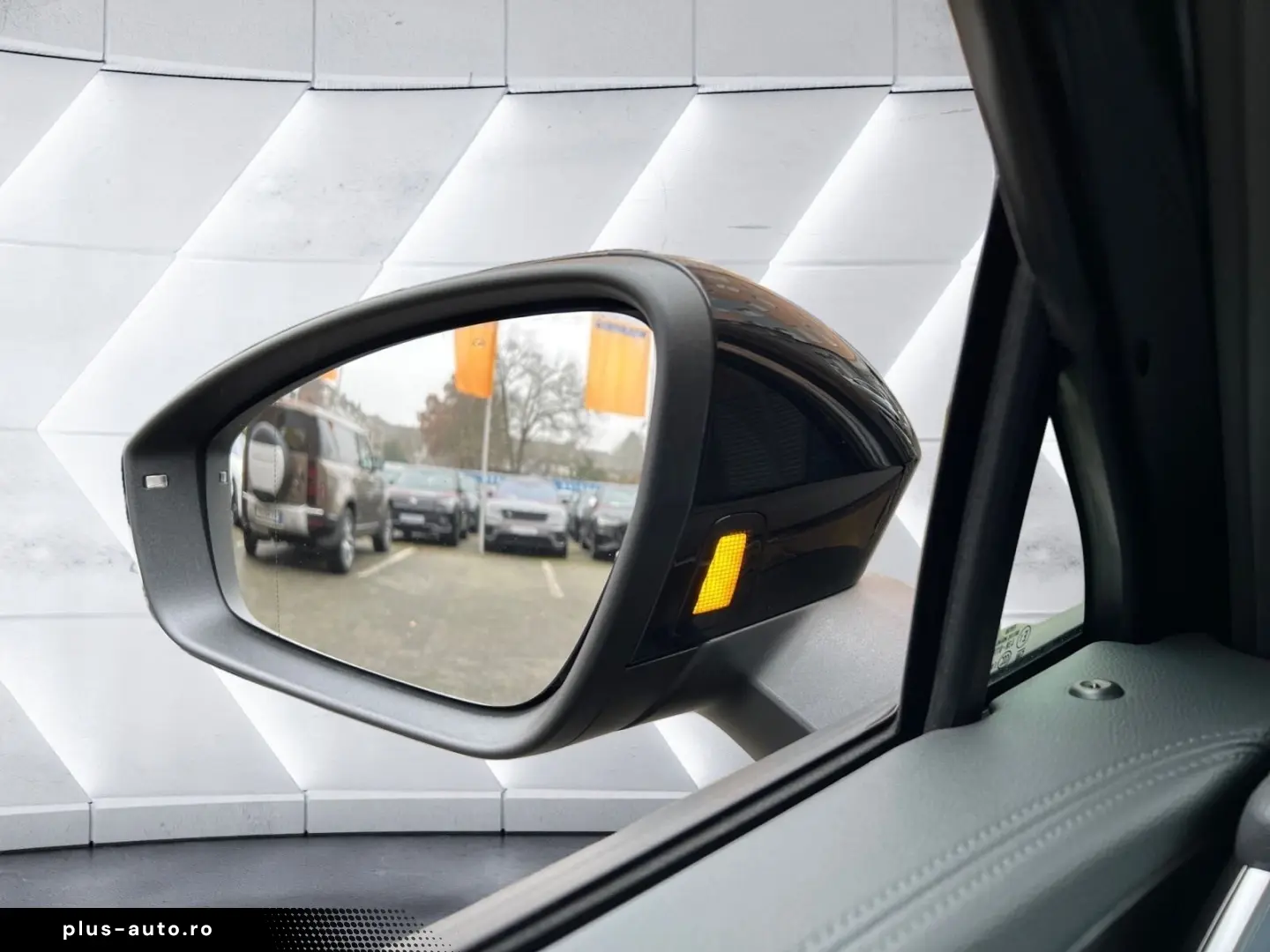 VW Tayron 2.0 TDI R-Line 4x4 DSG HUD PAN 7-SITZ
