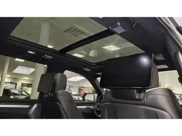 Cadillac Escalade V-Series 692 PS Carbon