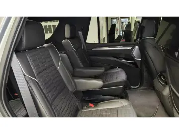Cadillac Escalade V-Series 692 PS Carbon