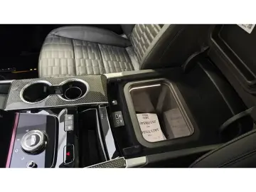 Cadillac Escalade V-Series 692 PS Carbon