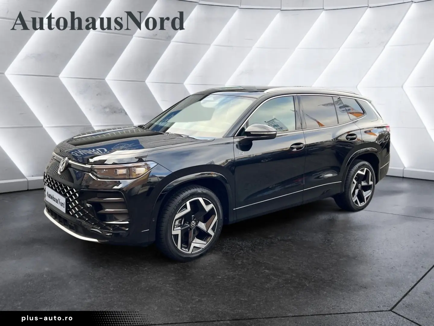 VW Tayron 2.0 TDI R-Line 4x4 DSG HUD PAN AHK 7-SITZ