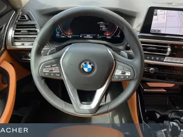BMW X4 xDrive 20d A HUD AHK Sports seats electr