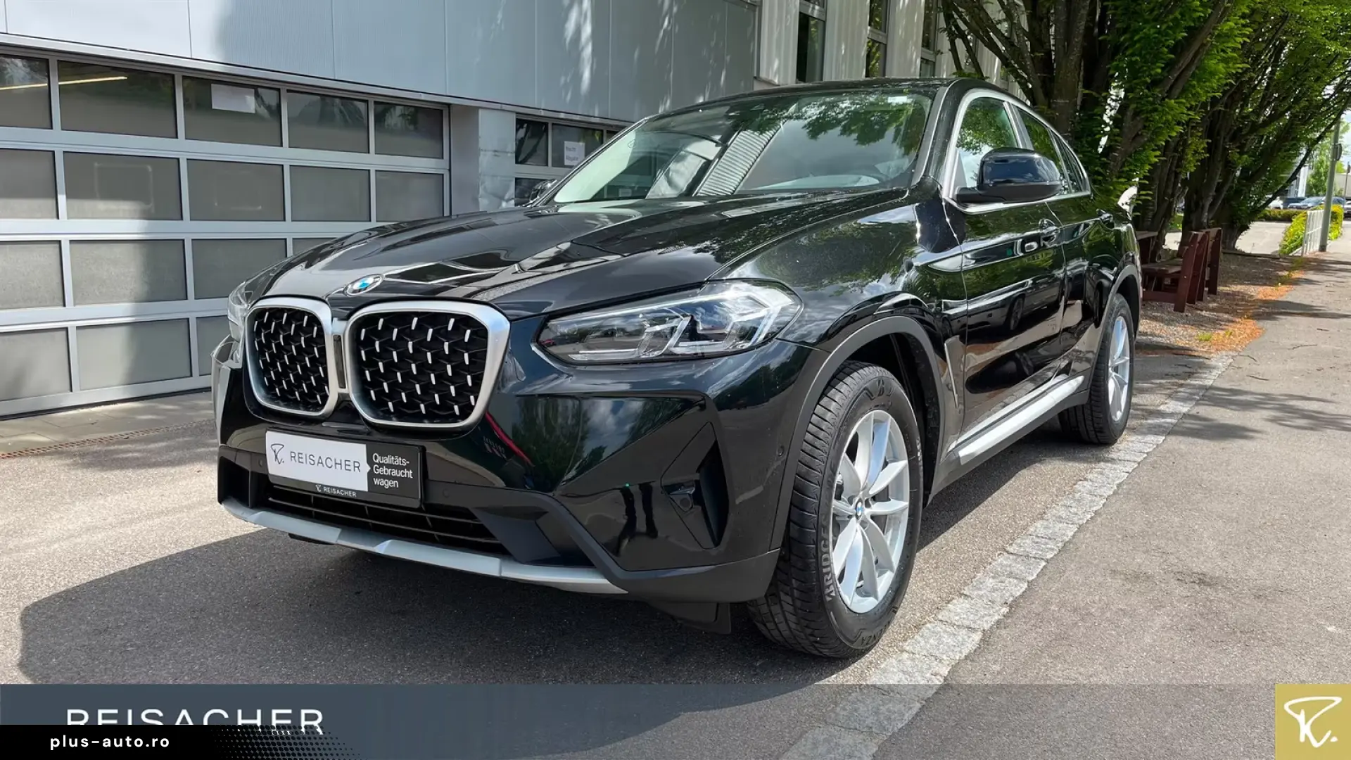 BMW X4 xDrive 20d A HUD AHK Sports seats electr
