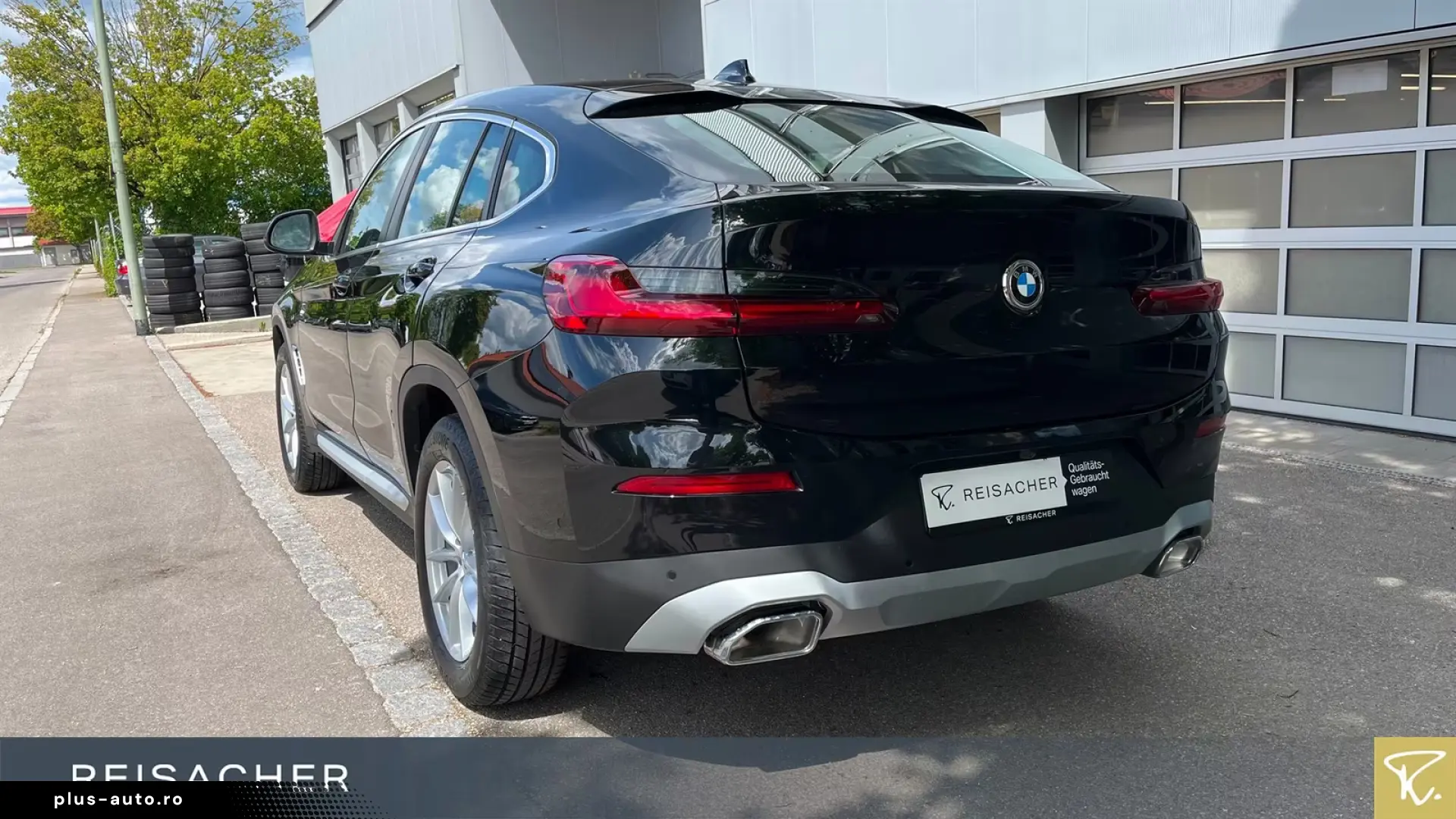 BMW X4 xDrive 20d A HUD AHK Sports seats electr