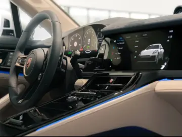 Porsche Panamera 4 E-Hybrid Burmester