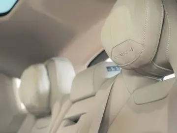 Porsche Panamera 4 E-Hybrid Burmester