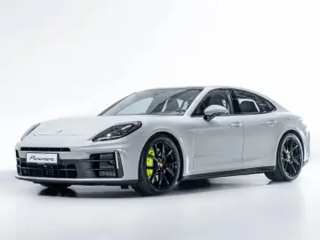 Porsche Panamera 4 E-Hybrid Burmester