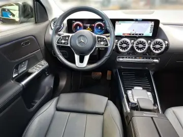 MERCEDES-BENZ EQA 250 Advanced-Plus-Paket