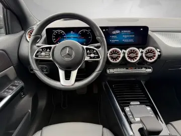 MERCEDES-BENZ EQA 350 4M Electric Art Pano AHK HUD M…
