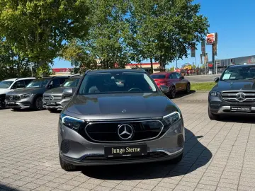 MERCEDES-BENZ EQA 250 Progressive