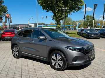 MERCEDES-BENZ EQA 250 Progressive