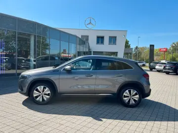MERCEDES-BENZ EQA 250 Progressive