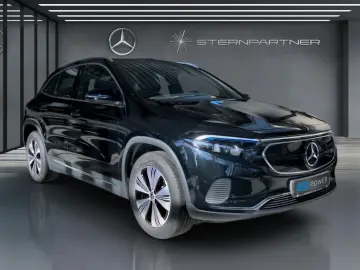MERCEDES-BENZ EQA 250 MBUX Progressive Ambiente CarP…