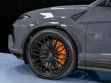 Lamborghini Urus SE 2026 Full Carbon