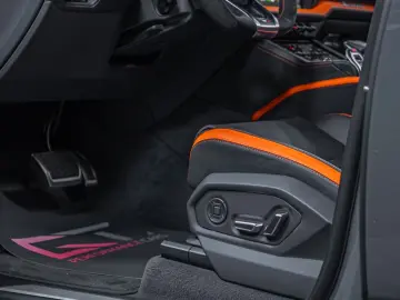 Lamborghini Urus SE 2026 Full Carbon