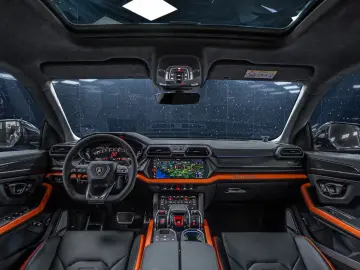 Lamborghini Urus SE 2026 Full Carbon