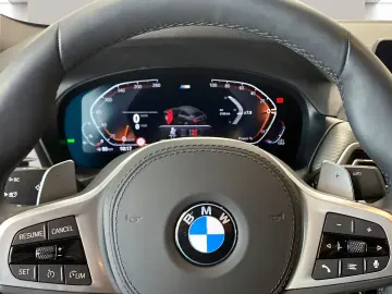 BMW X4 xDrive20i M Sport Navi AHK Kamera HiFi LED