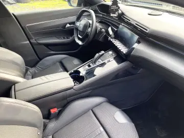 Peugeot 508 GT Line 1.6 PT. B.L. Active