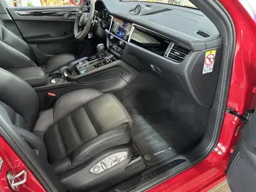 Porsche Macan GTS