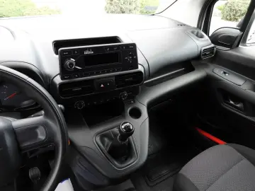 TOYOTA PROACE CITY KÜHLKASTENWAGEN -15C STROMVERSORGUNG