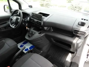 TOYOTA PROACE CITY KÜHLKASTENWAGEN -15C STROMVERSORGUNG