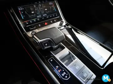 AUDI A8 60 3.0 TFSI e quattro HD Matrix-LED B&O Kamera