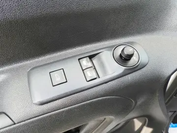 TOYOTA PROACE CITY KÜHLKASTENWAGEN -15C STROMVERSORGUNG