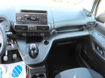 TOYOTA PROACE CITY KÜHLKASTENWAGEN -15C STROMVERSORGUNG