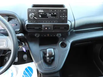 TOYOTA PROACE CITY KÜHLKASTENWAGEN -15C STROMVERSORGUNG