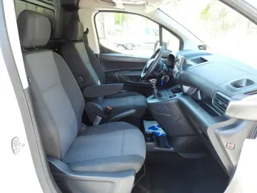 TOYOTA PROACE CITY KÜHLKASTENWAGEN -15C STROMVERSORGUNG