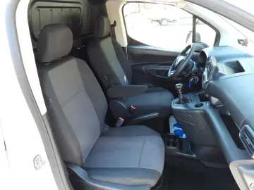 TOYOTA PROACE CITY KÜHLKASTENWAGEN -15C STROMVERSORGUNG