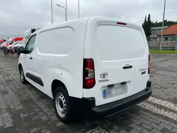 TOYOTA Proace City L2 Long Kühlkastenwagen -10