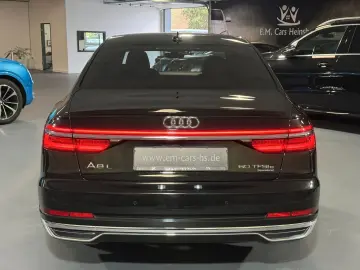 AUDI A8 60 TFSIe Lang quattro Chauffeur B&O Head-UP