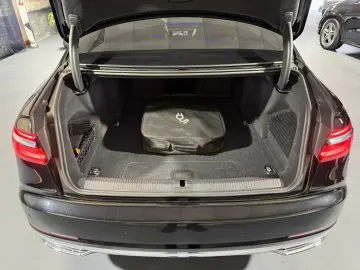 AUDI A8 60 TFSIe Lang quattro Chauffeur B&O Head-UP
