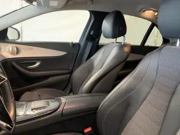 MERCEDES-BENZ E 300 e LIM AMG