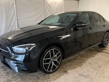 MERCEDES-BENZ E 300 e LIM AMG