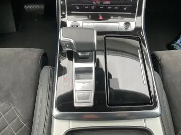 Audi Q7 3.0 TFSI 55 TFSI e quattro S line