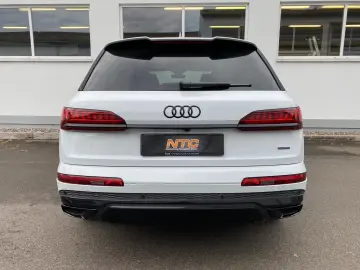 Audi Q7 3.0 TFSI 55 TFSI e quattro S line