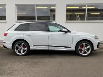 Audi Q7 3.0 TFSI 55 TFSI e quattro S line