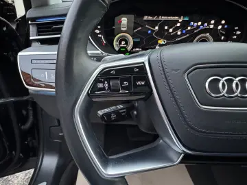 AUDI A8 60 TFSI e quattro B&O Laser Pano OLED HUD