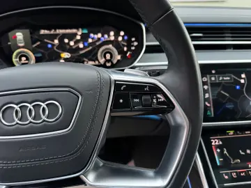 AUDI A8 60 TFSI e quattro B&O Laser Pano OLED HUD