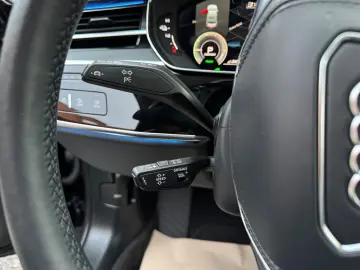 AUDI A8 60 TFSI e quattro B&O Laser Pano OLED HUD