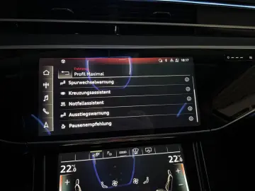 AUDI A8 60 TFSI e quattro B&O Laser Pano OLED HUD