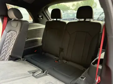 Audi Q7 50TDI S-LINE Competition Plus 7seats. FULL