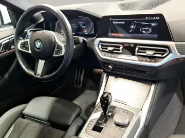 BMW 420d Coupé M Sport LiveCockpitProf Head-Up PDC