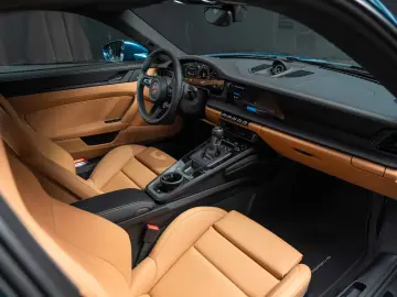 Porsche 911 GT3 Touring Paket    PTS