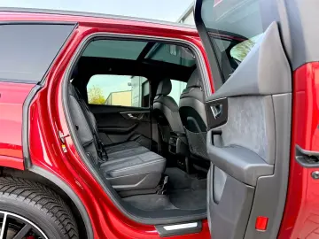 Audi Q7 50 TDI S-LINE QUATTRO COMPETITION