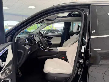MERCEDES-BENZ GLC 300 e 4M AMG
