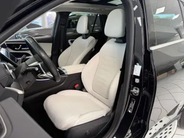 MERCEDES-BENZ GLC 300 e 4M AMG