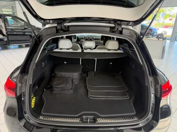 MERCEDES-BENZ GLC 300 e 4M AMG